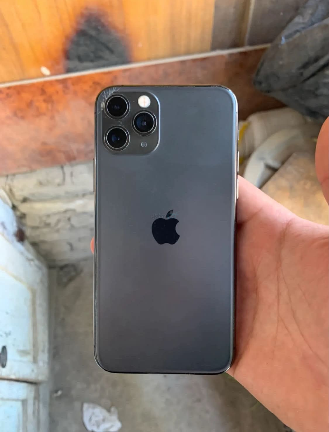 iPhone 11 Pro 256 ГБ, Асака - продаётся — 2