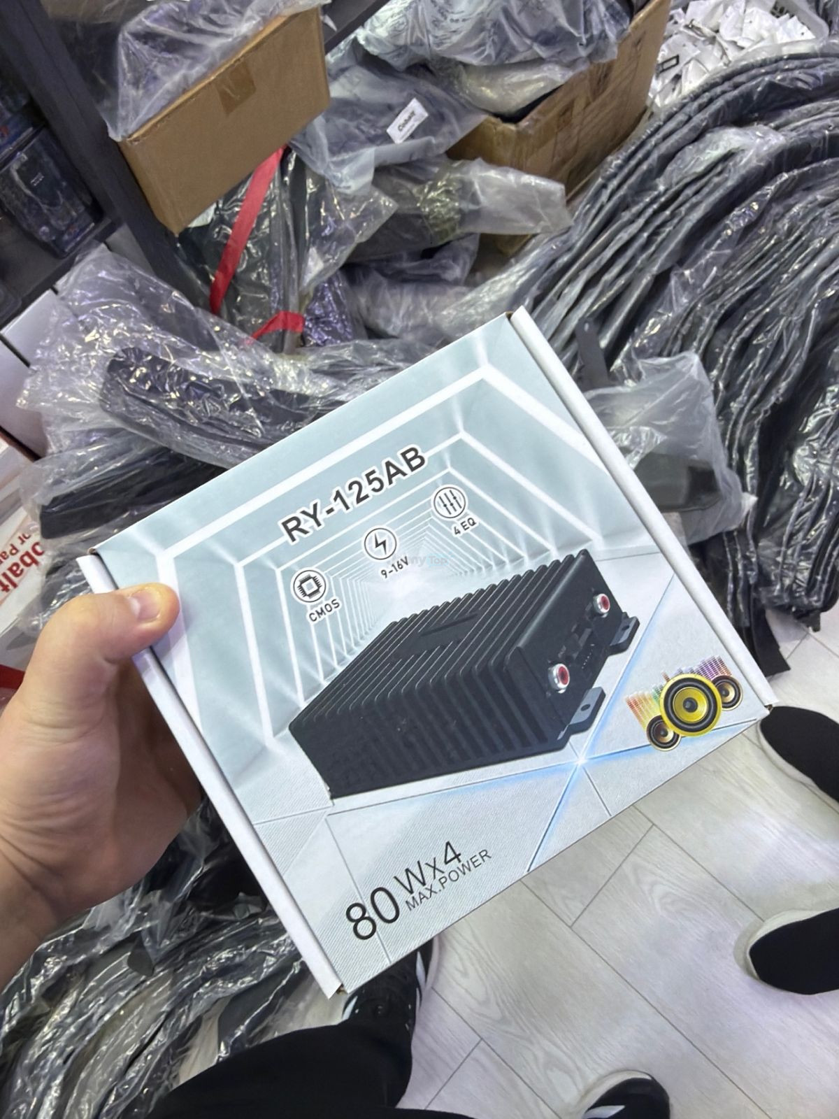 Teyes CC3L 4/32 head unit with amplifier for sale, Tashkent region — 2