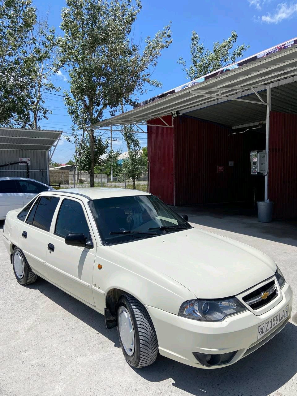 Chevrolet Nexia 2 2011-yil sotiladi, Oqdaryo — 5