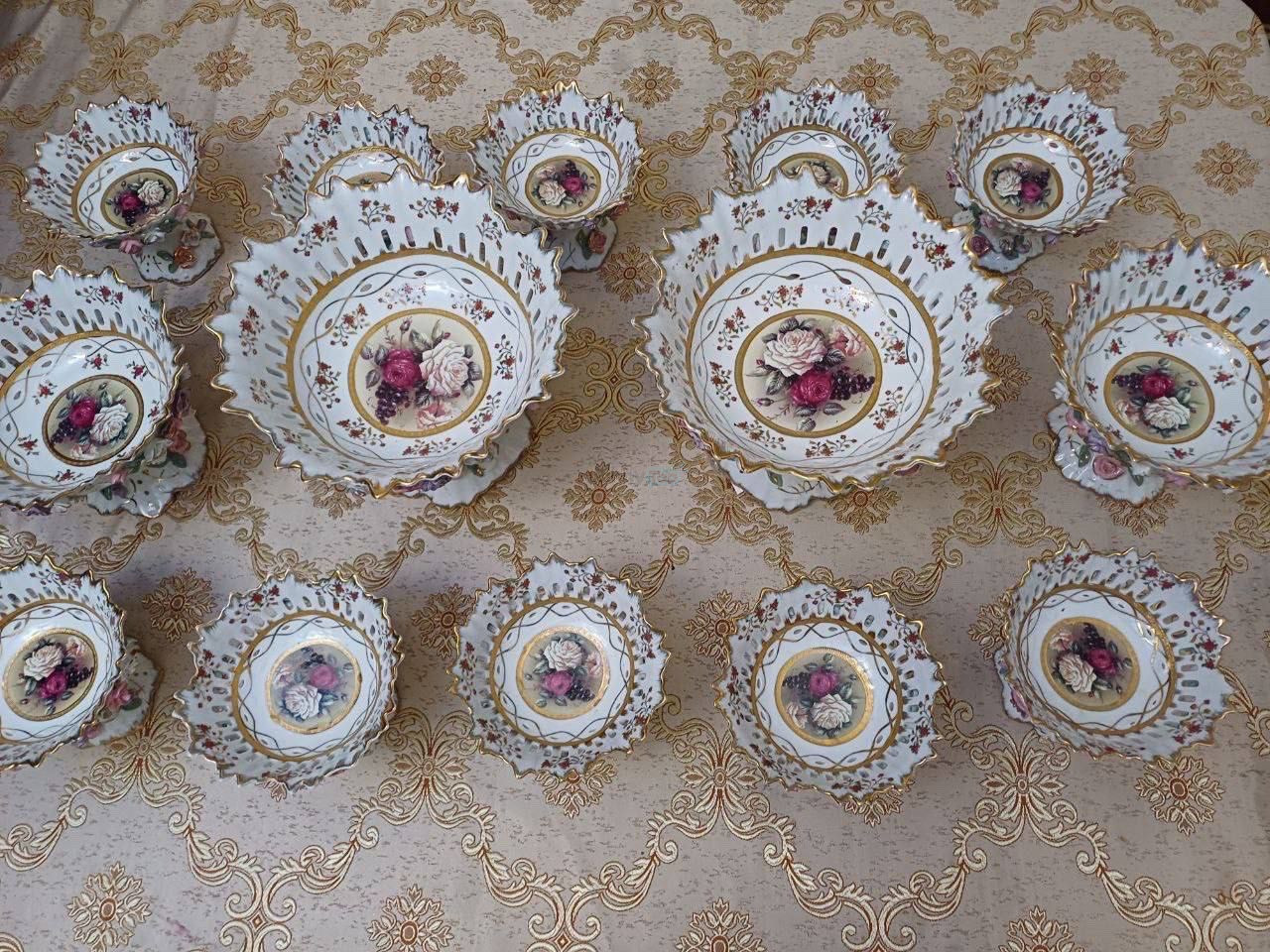 Buying old dishes, Shaykhontohur, Tashkent — 2