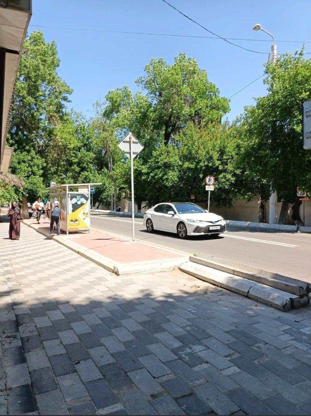 Yakkasaroy tumanida 2,1 sotixli yer uchastkasi sotiladi — 2