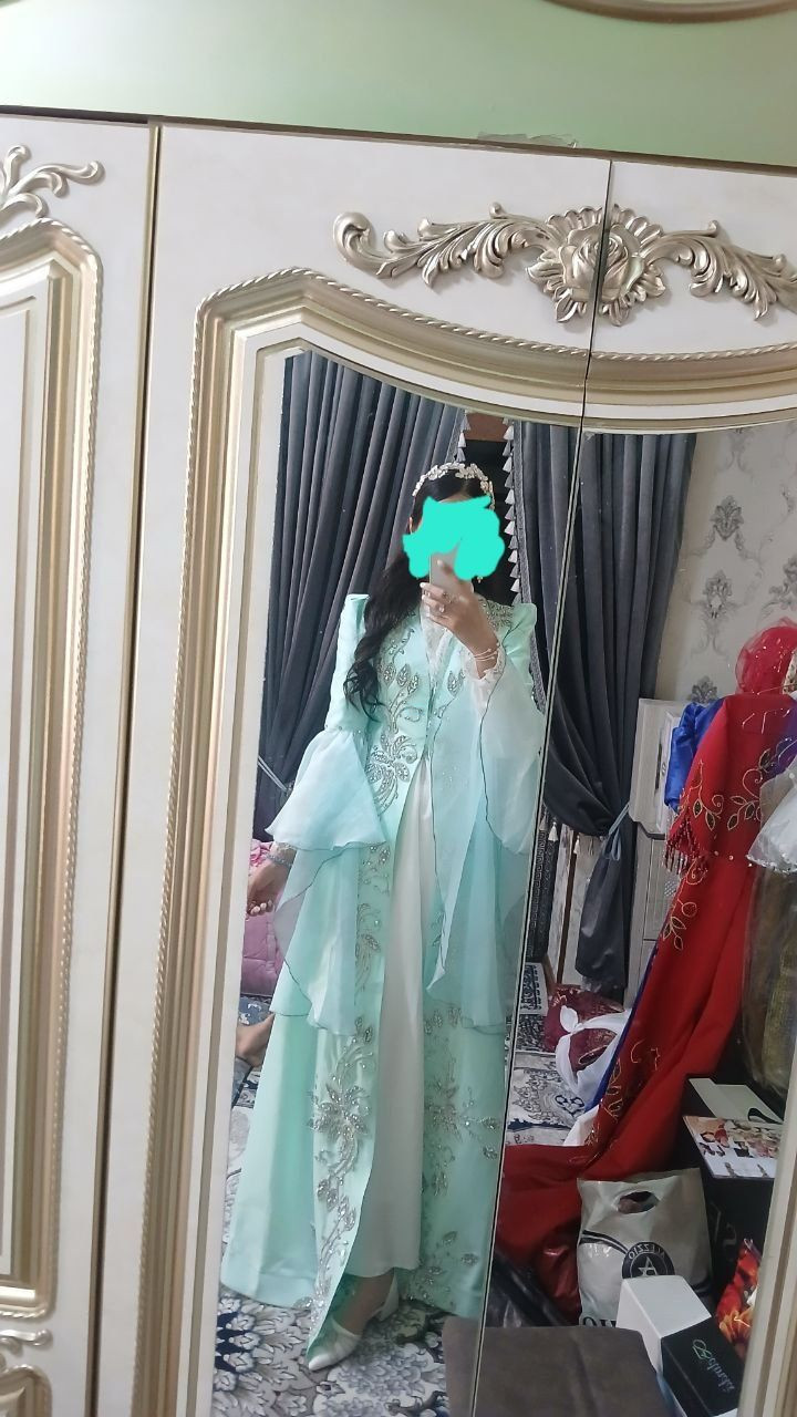 Women's long ensemble dress, like new, for sale in Chilonzor — 3