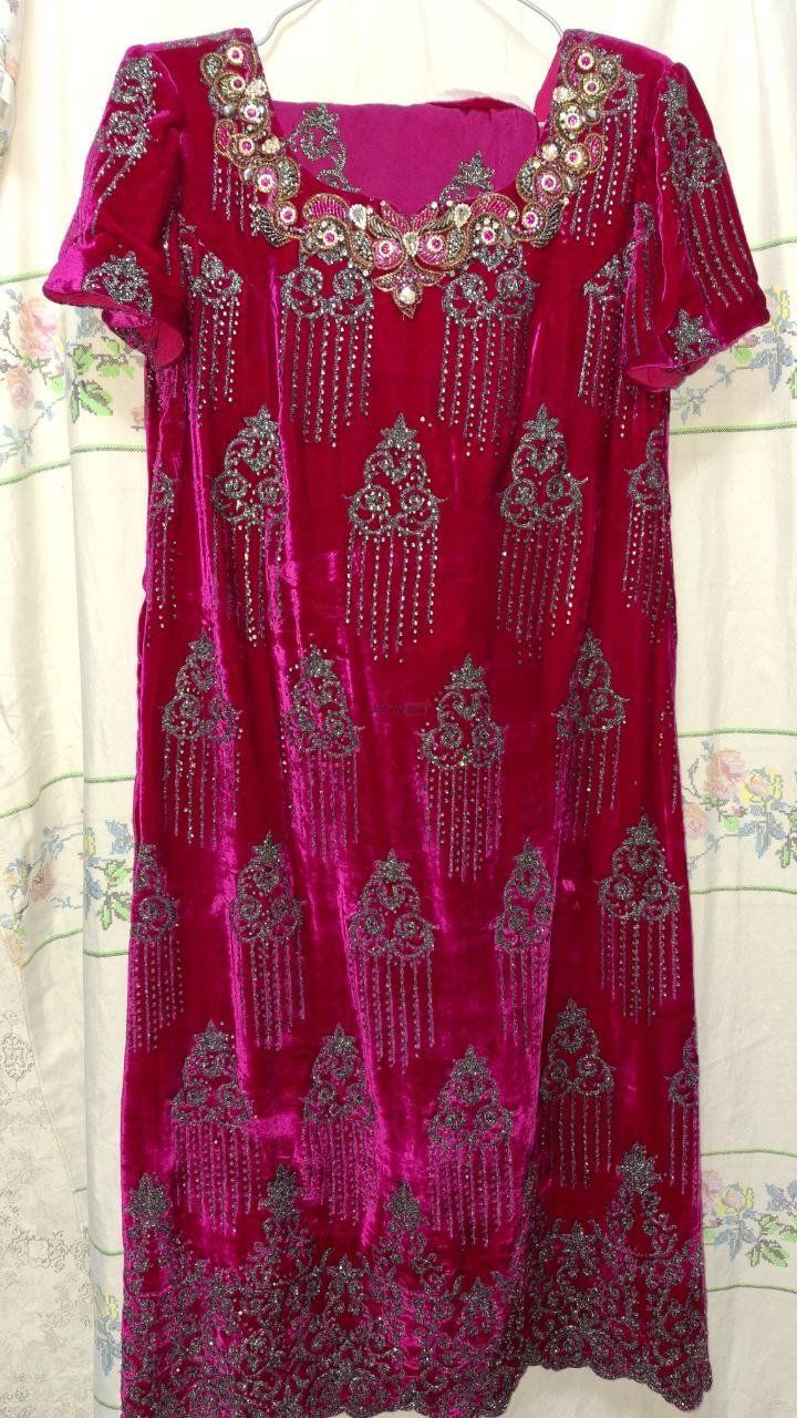 Milliy ko‘ylak sotiladi, Samarqand shahri — 2