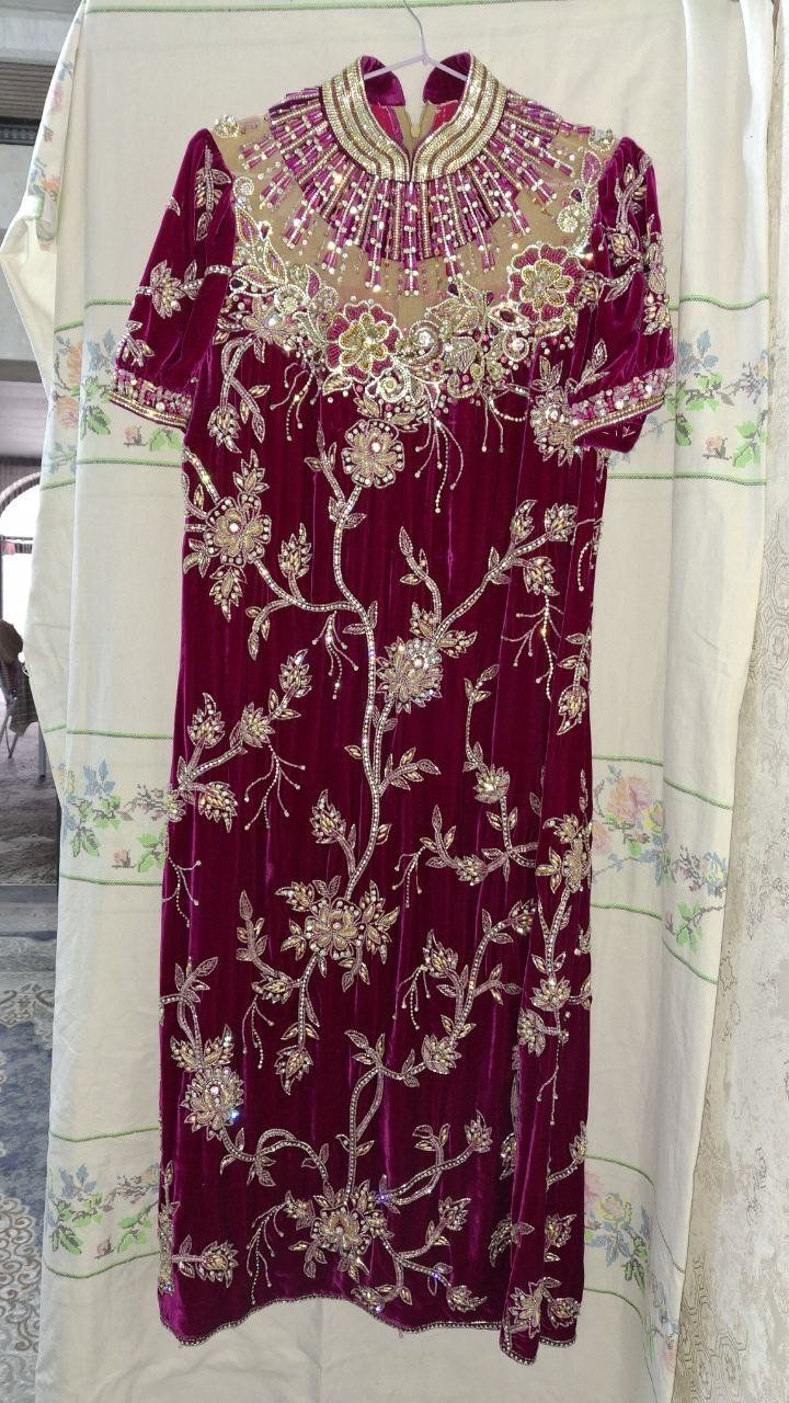 Qo‘lda bezatilgan ko‘ylak, to‘liq komplekt, 46-48 razmer, Samarqand — 2