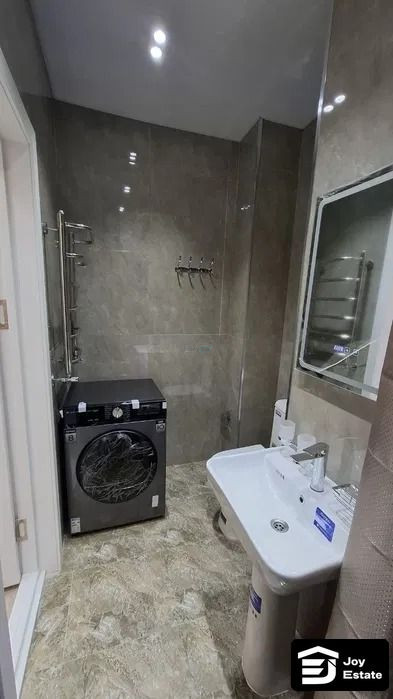 2-комнатная квартира в аренду, Мирабад, ЖК Хон Сарой, 46 м² — 3