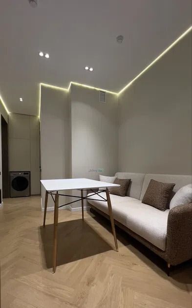 Mirobodda 1 xonali kvartira ijaraga beriladi, 33 m² — 2