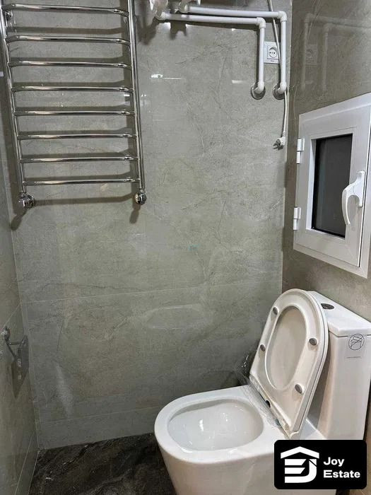 Mirzo Ulug‘bekda 1 xonali kvartira ijaraga beriladi, 60 m² — 3