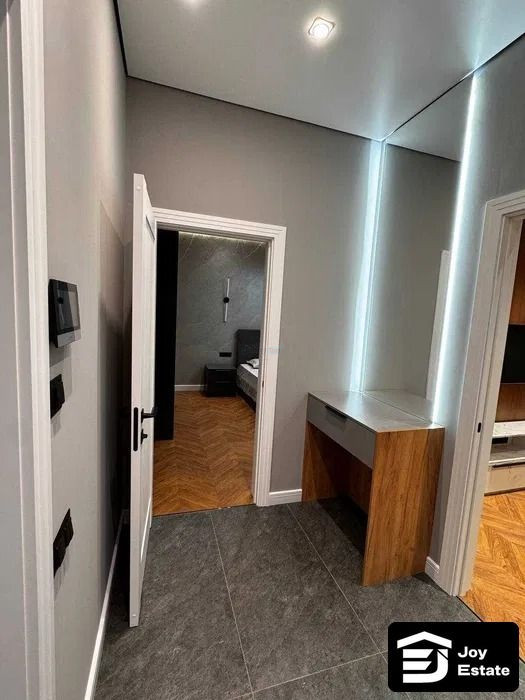 Shayxontohurda 2 xonali kvartira ijaraga beriladi, 51 m² — 3