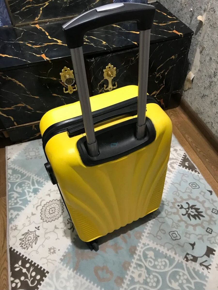 Sariq g‘ildirakli chamadon sotiladi, Sergeli — 2