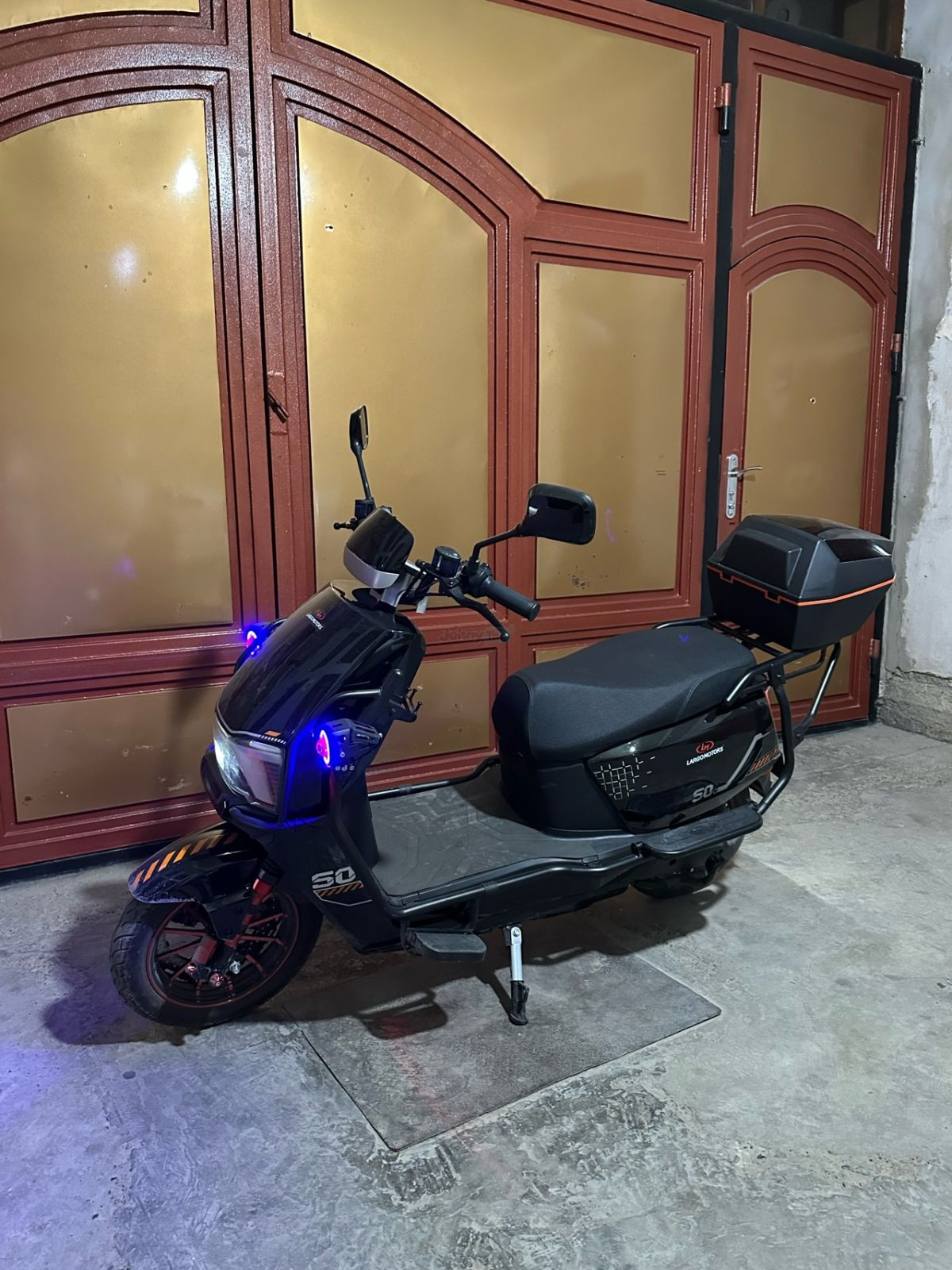 Largo Motors 2026 yangi elektr skuter, 1,5 kW, 90 km yuradi, Buxoro shahrida sotiladi — 3