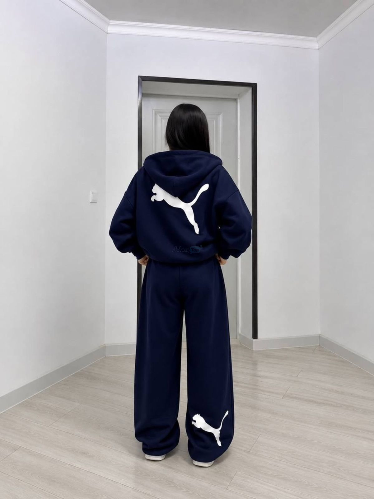 Puma uslubidagi ayollar sport kostyumi, Kitob — 3