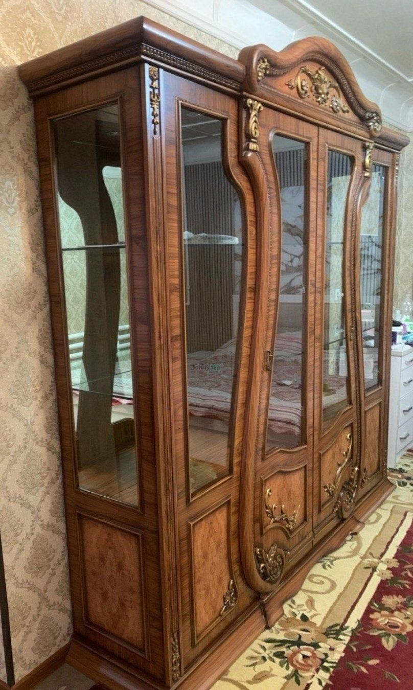 Wall unit (gorka) and dresser furniture set for sale, Jizzax — 3