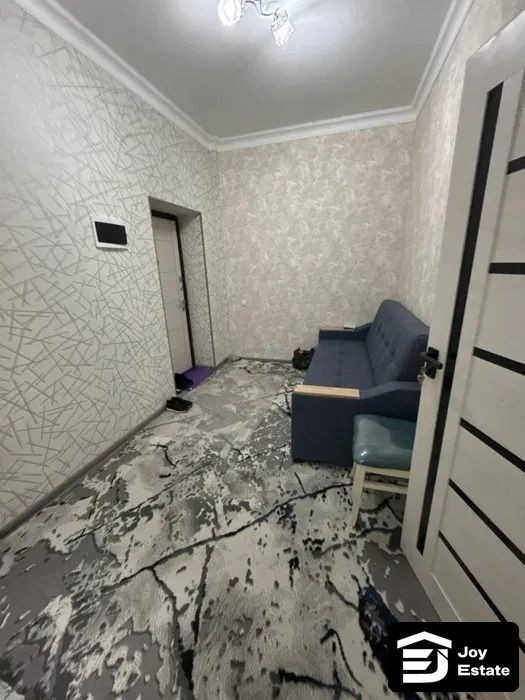 Yakkasaroyda 2 xonali kvartira ijaraga beriladi, 47 m² — 3