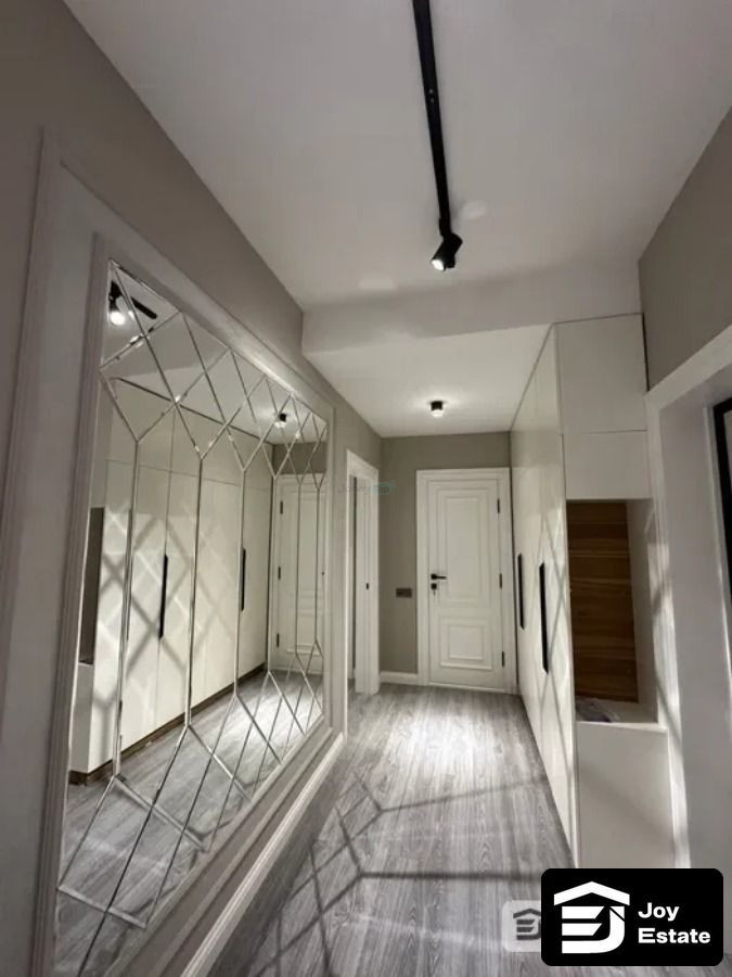 Yakkasaroyda 3 xonali kvartira ijaraga beriladi, 110 m² — 2