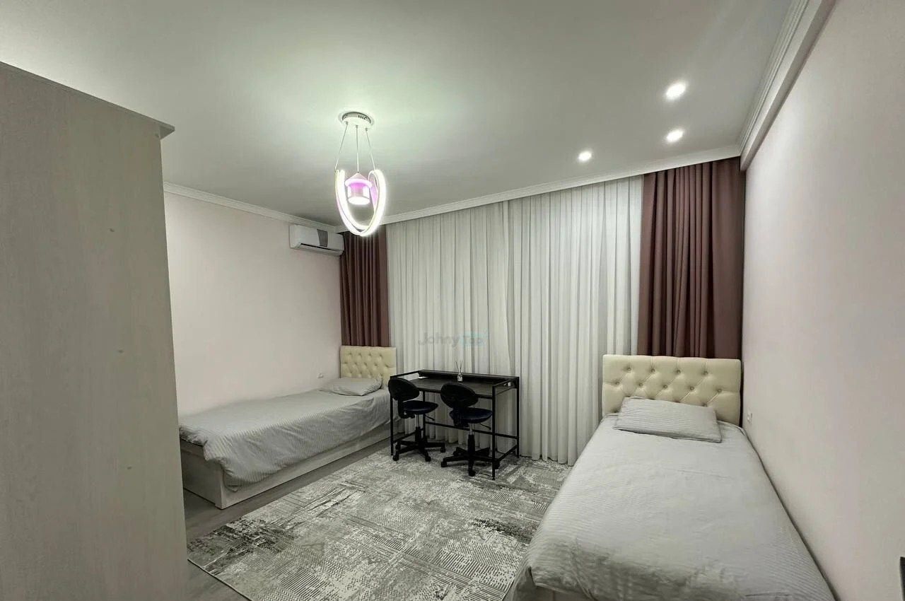 Yakkasaroyda 5 xonali kvartira ijaraga beriladi, Qo‘shbegi, 130 m² — 2