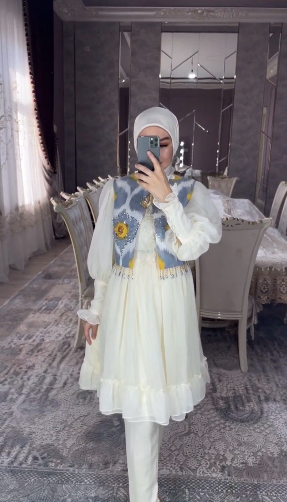 Women's three-piece set (dress, vest, trousers) for sale, Mirzo Ulugbek — 2