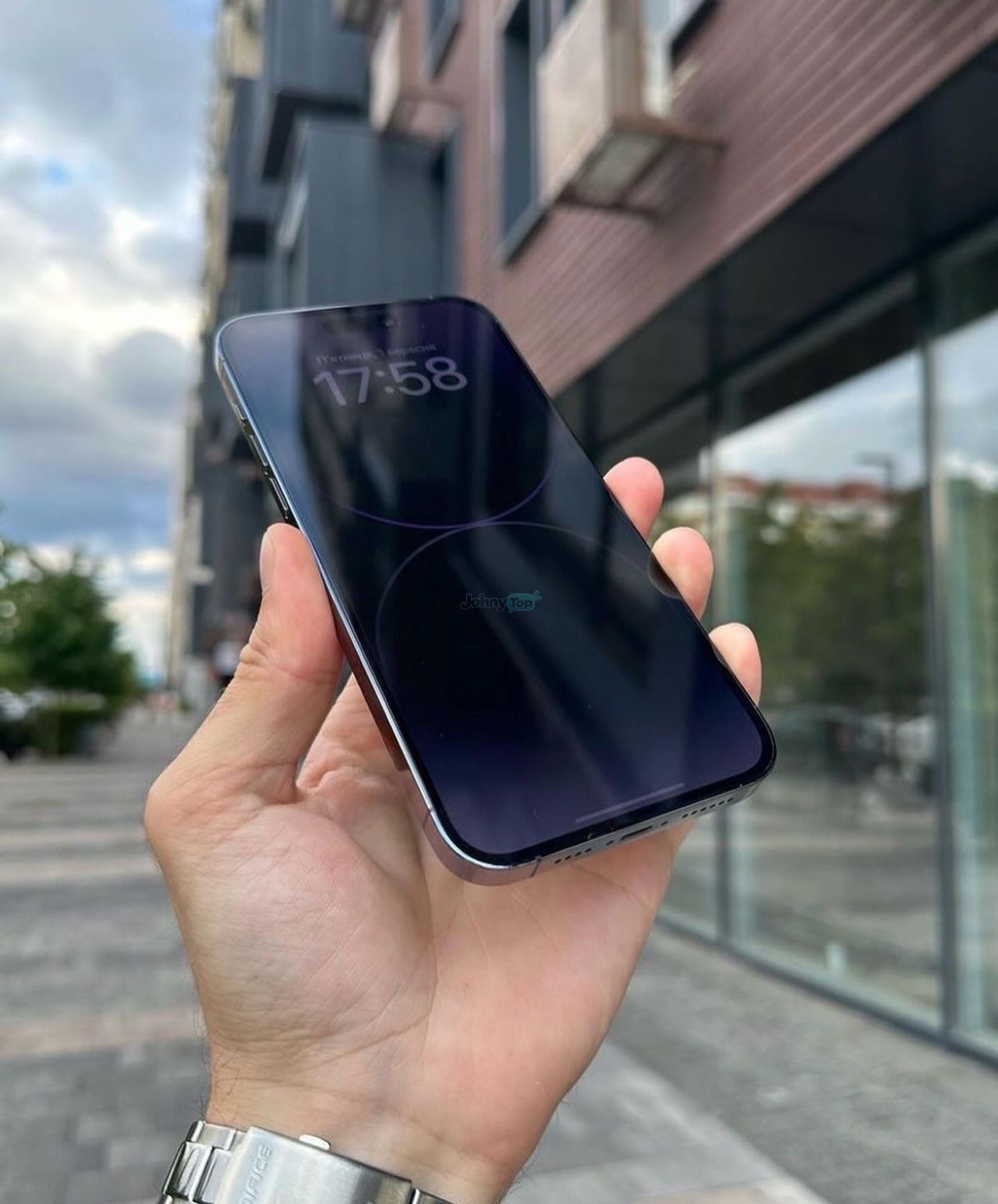 iPhone 14 Pro Max 256 GB binafsha, batareya 92%, Yunusobod’da sotiladi — 2
