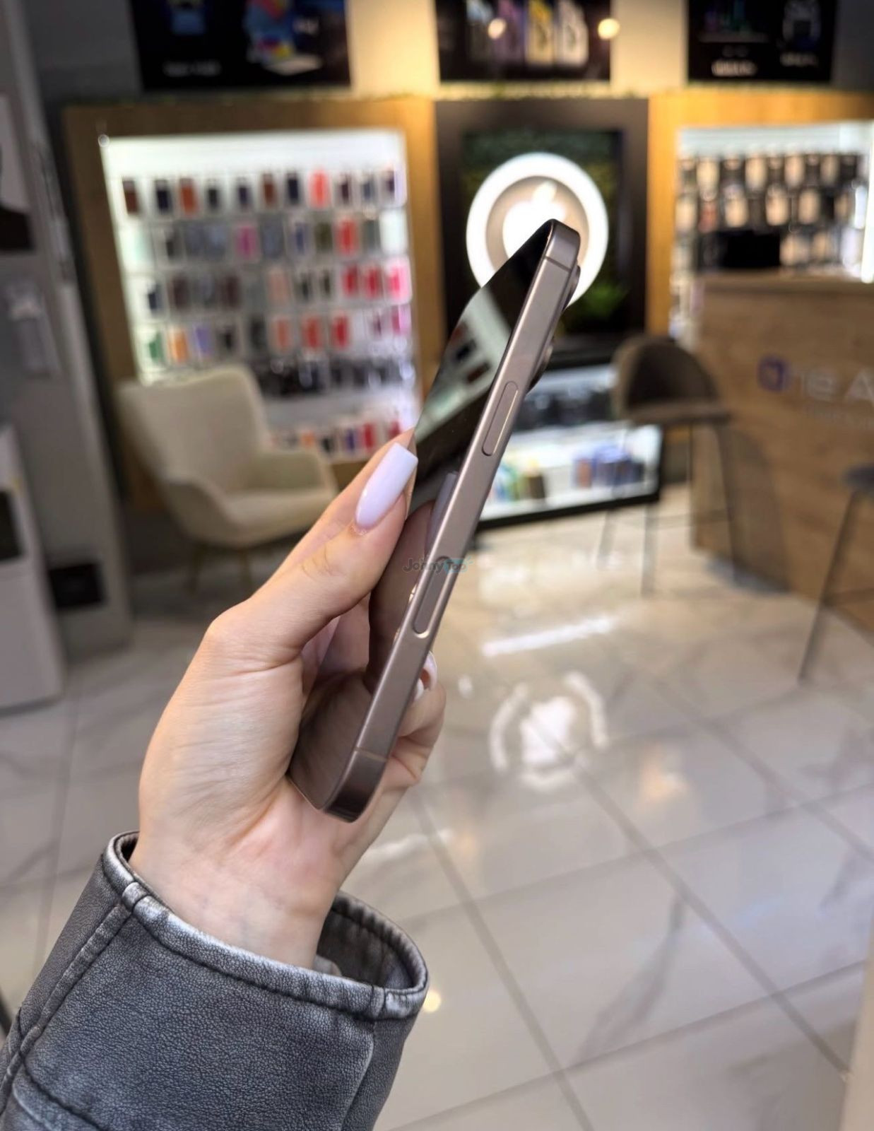 iPhone 16 Pro 256GB Desert, batareya 88%, Yunusobod sotiladi — 3