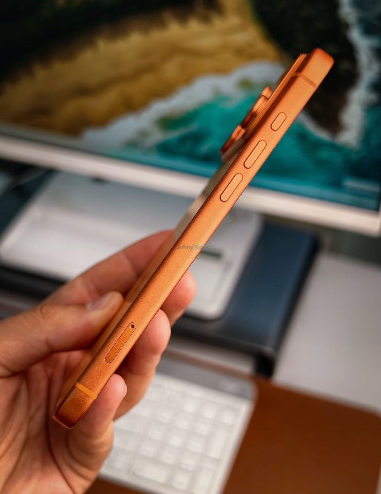 iPhone 17 ProMax 256 GB Orange, Yunusobod — 3