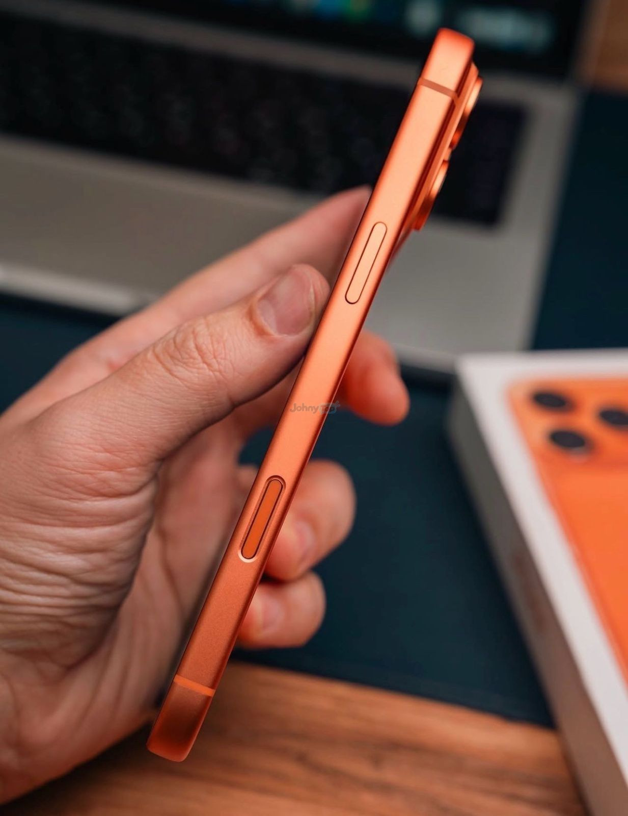 Apple iPhone 17 ProMax 512GB Orange, Yunusobod — 3