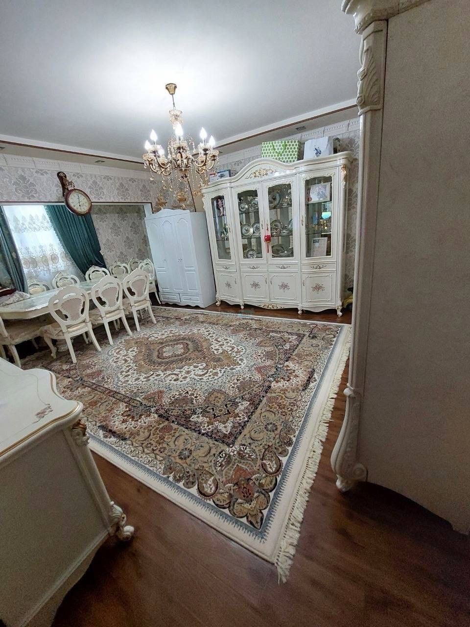 Olmazor, Qoraqamish: 2 xonali kvartira sotiladi, 58 m², 6/9-qavat — 3