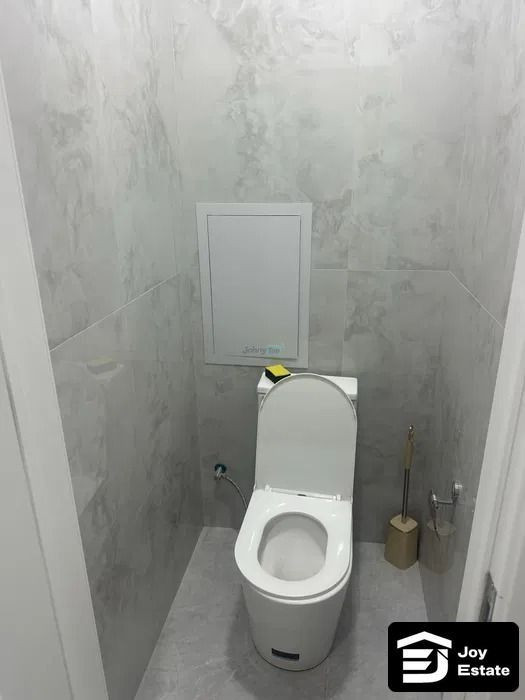 Yunusobodda Turkiston metro yaqinida 1 xonali kvartira ijaraga beriladi, 42 m² — 2