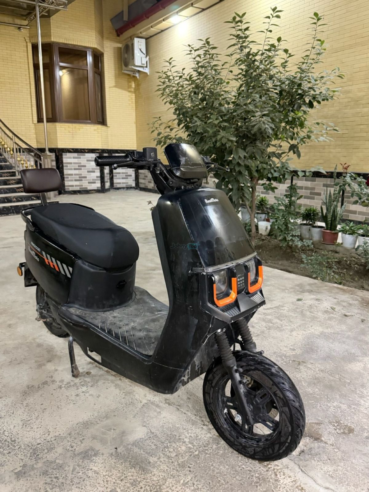 RealMoto RM1200D skuter sotiladi, Samarqand