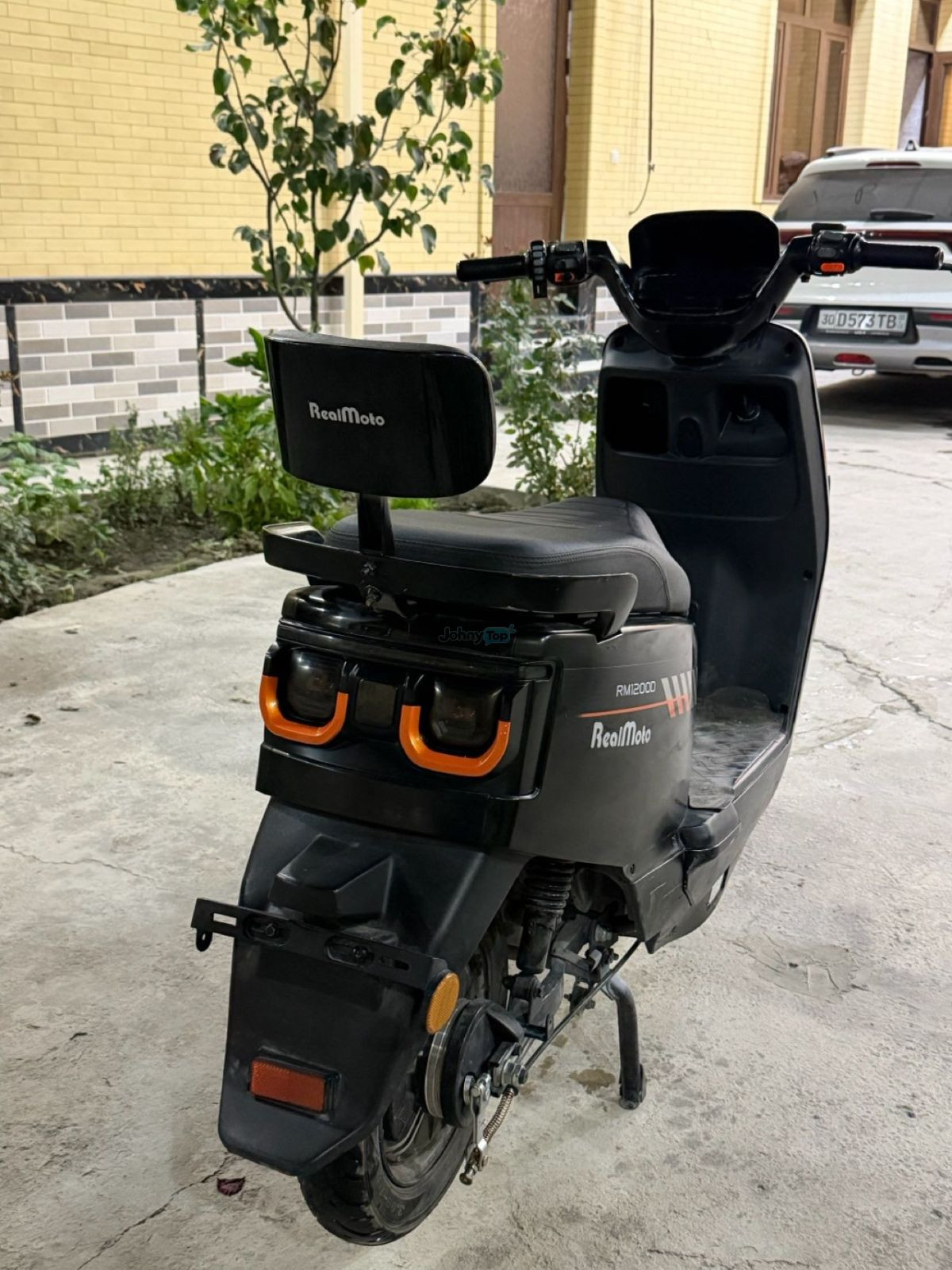 RealMoto RM1200D skuter sotiladi, Samarqand — 3