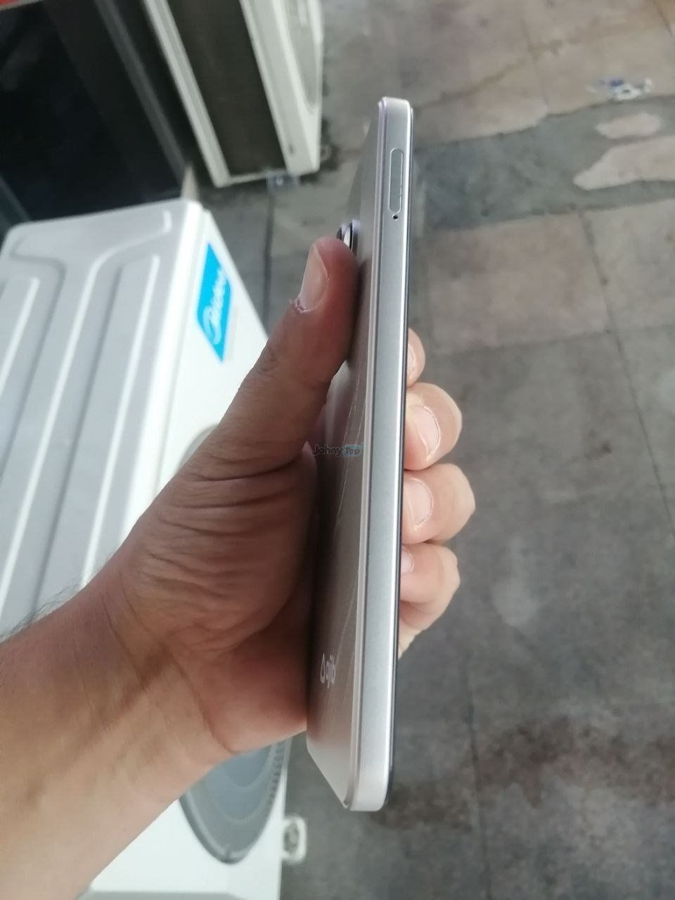 Ajib telefoni 4/64 GB kumushrang sotiladi, Shayxontohur — 2