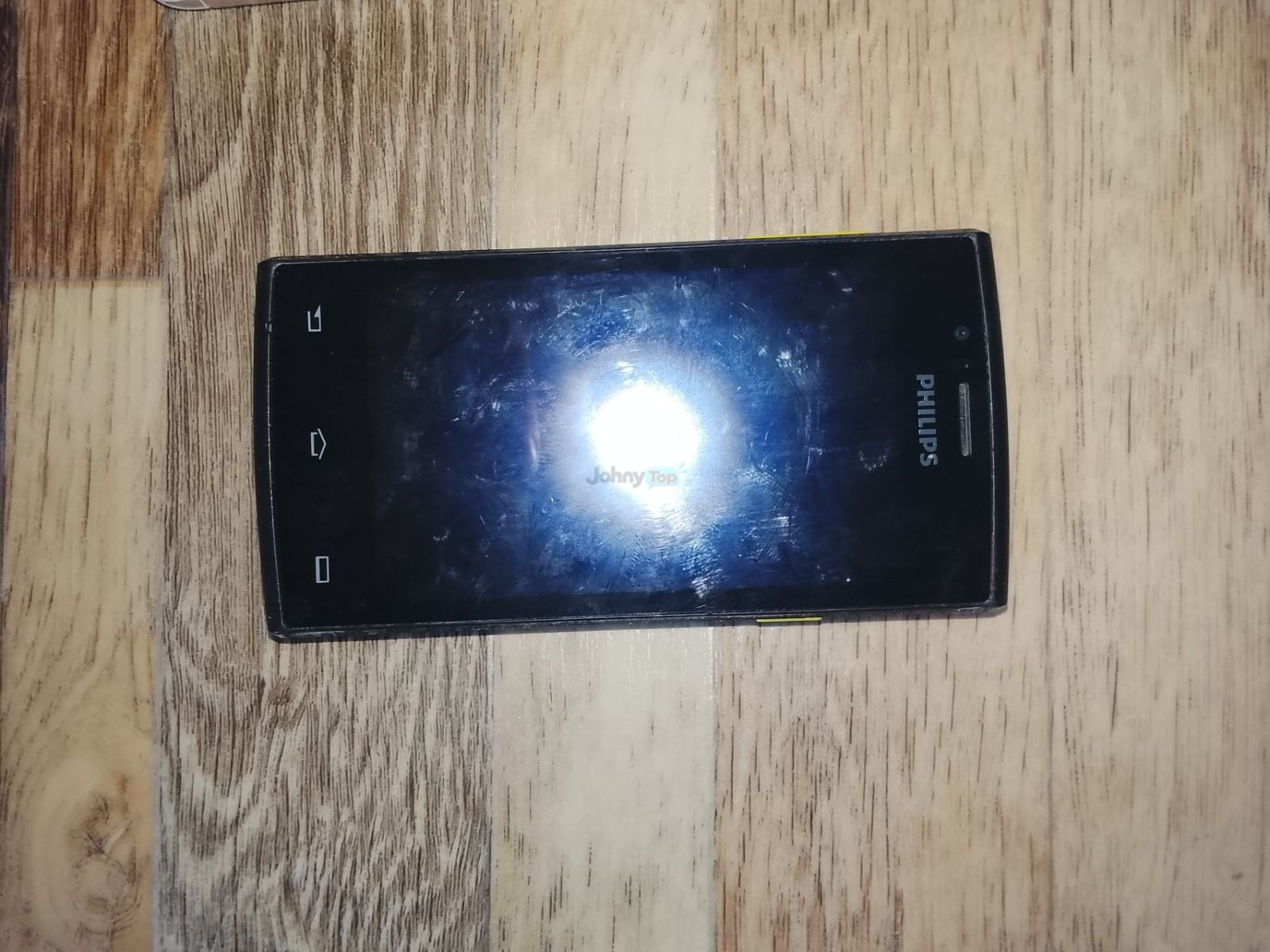 Сенсорный телефон Philips продаётся, Вобкент — 2