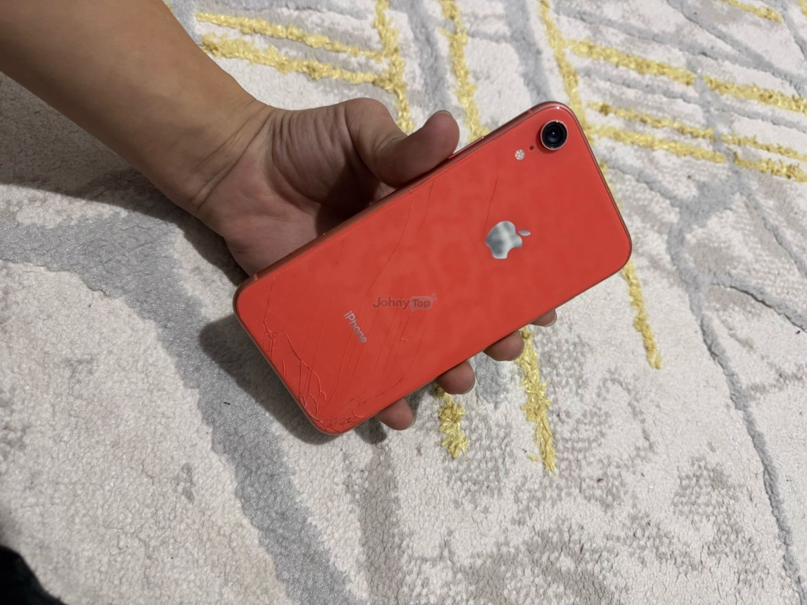 Apple iPhone XR 64 GB Red, город Карши — 2