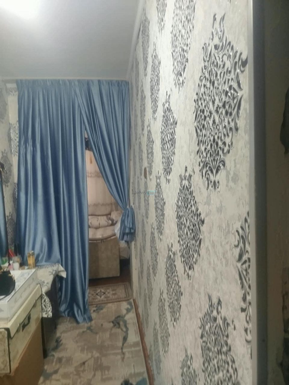 Bo‘stonliqda 1 xonali kvartira sotiladi, 32 m², 3-qavat
