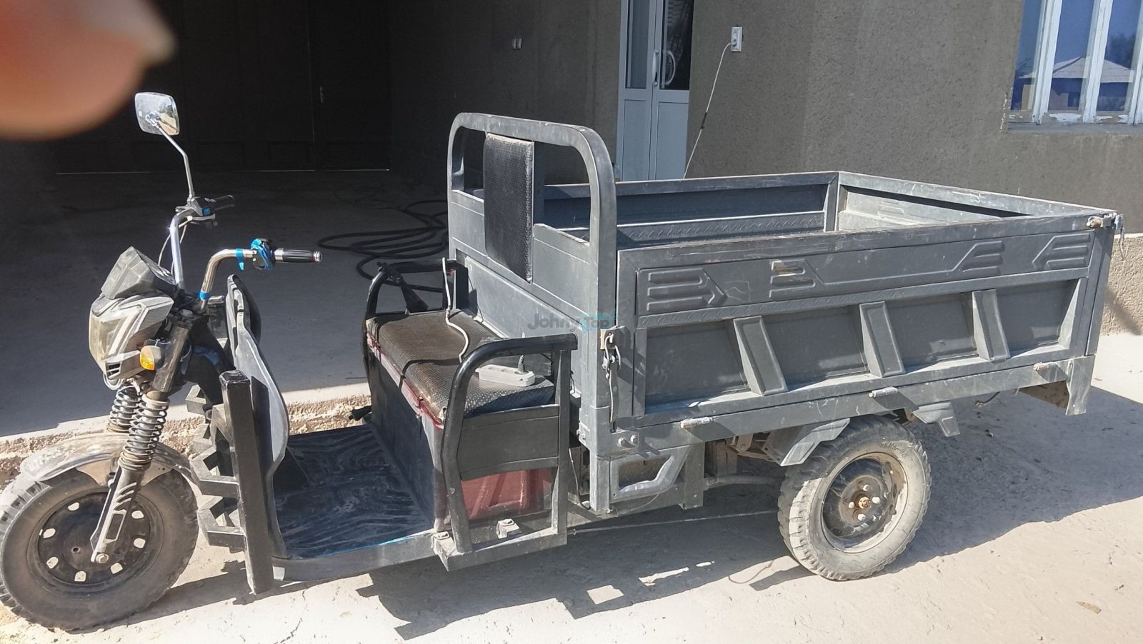 1 tonnalik yuk motorolleri, Pastdarg'om — 2