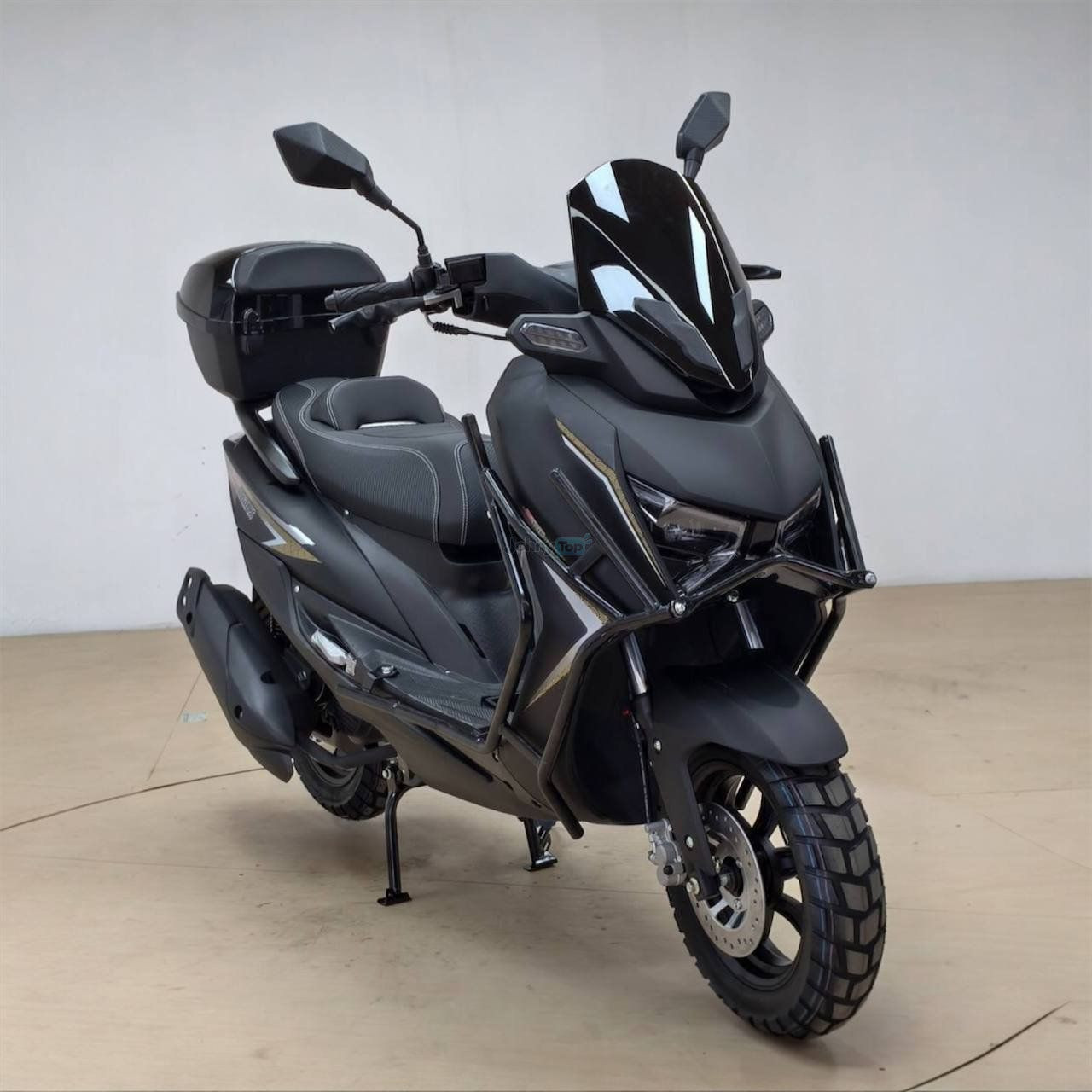 Yamaha X Sport skuteri, 150 kub, qora rangda, Farg‘ona shahrida sotiladi — 2
