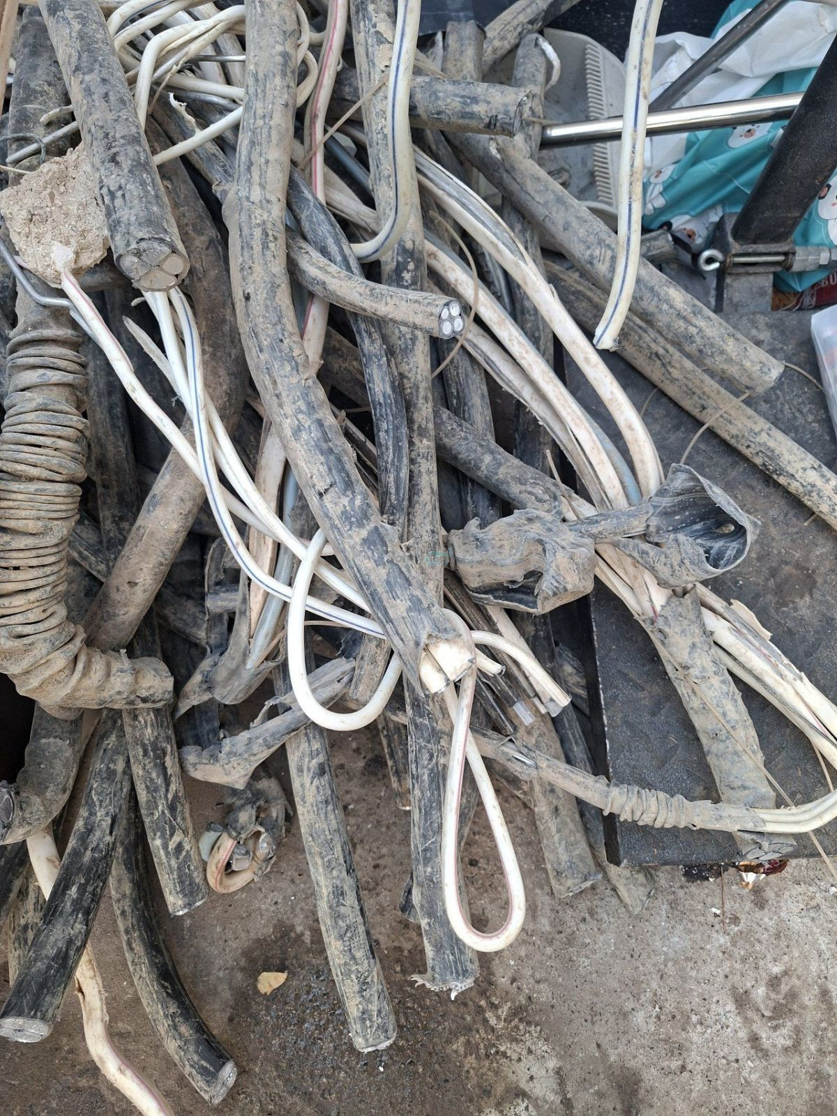 Mis va alyuminiy kabel hamda lom sotib olamiz, Yakkasaroy — 2