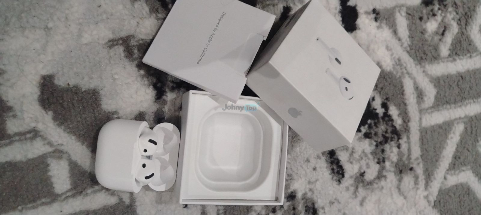 Apple AirPods-style wireless earphones, Yangihayot