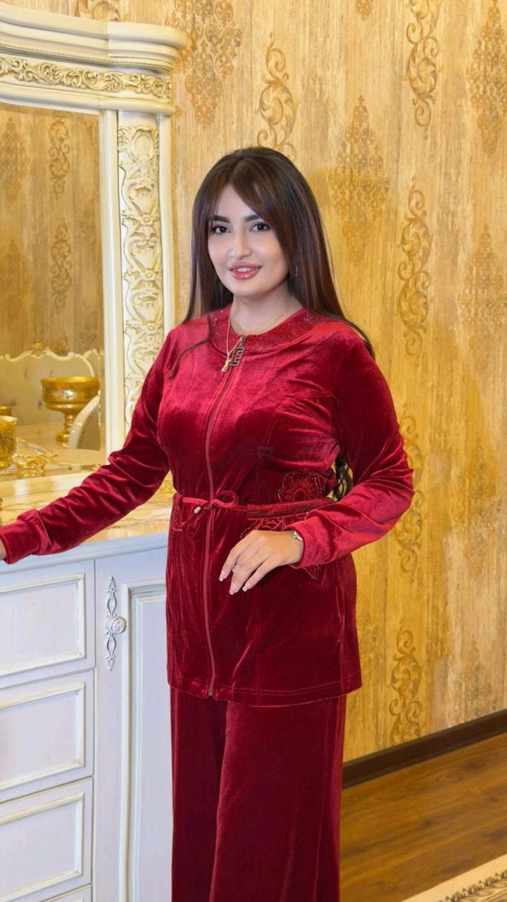 EZE Turk dvoykasi, toza vilyur mato, razmer 38-44 sotiladi, Samarqand