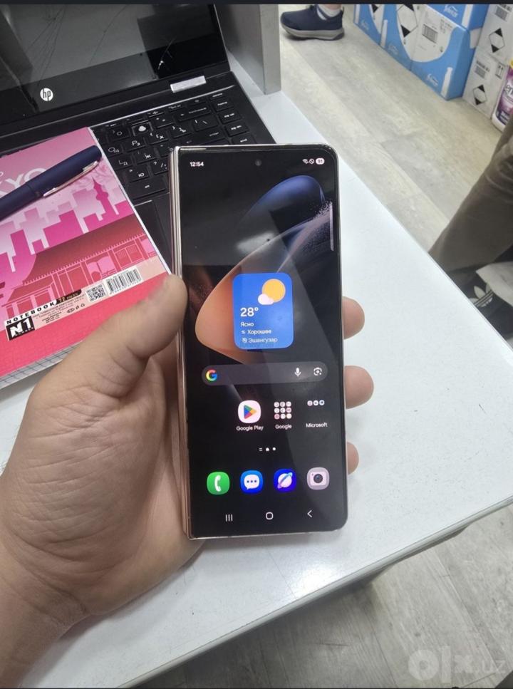 Samsung Z Fold 4 12/512GB sotiladi, Uchtepa