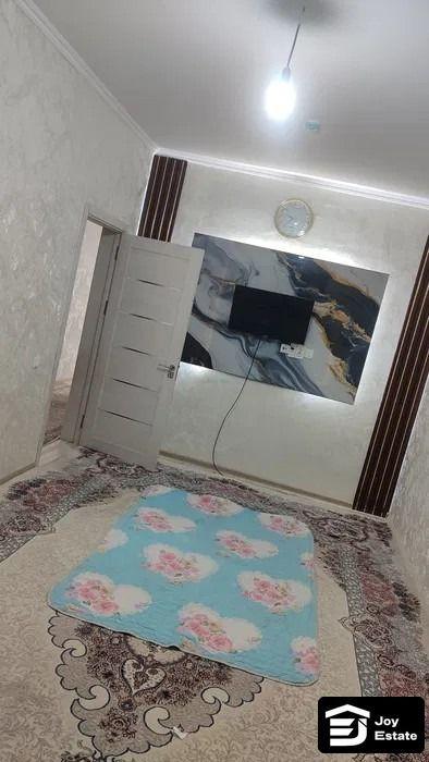 Yashnobod, Rohat metrosi yaqinida 3 xonali kvartira ijaraga beriladi, 68 m²