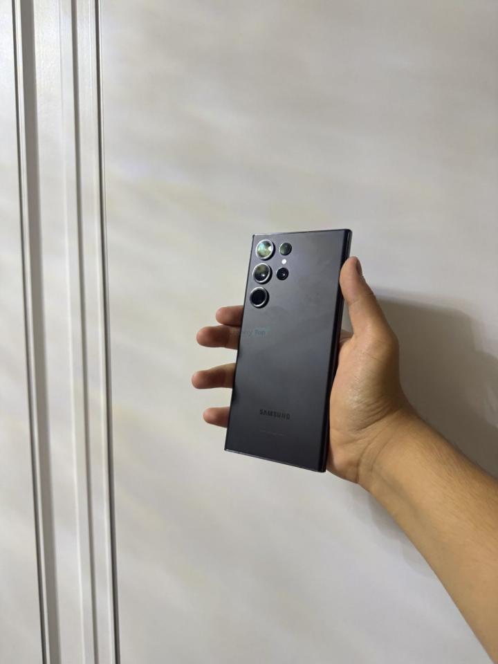 Samsung S23 Ultra 12/256 GB, qora, sotiladi — Chilonzor