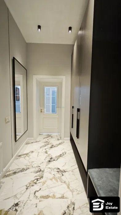 Yakkasaroyda 3 xonali kvartira ijaraga beriladi, 70 m²